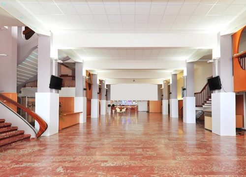 Hall 00 169